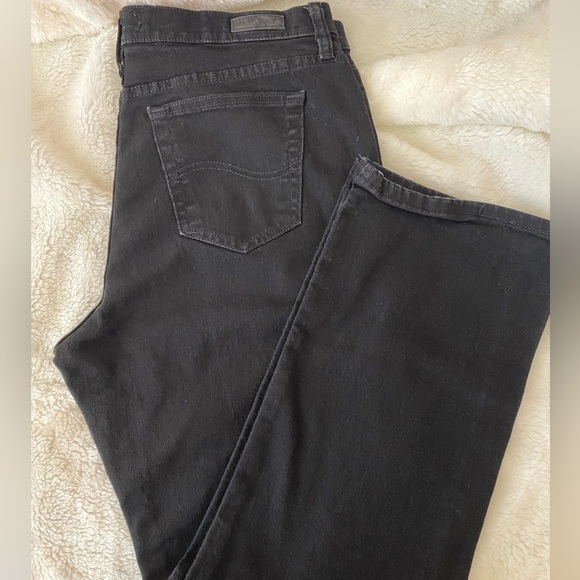 Lee Black Straight Leg Jeans Timeless Style - Picture 1 of 8